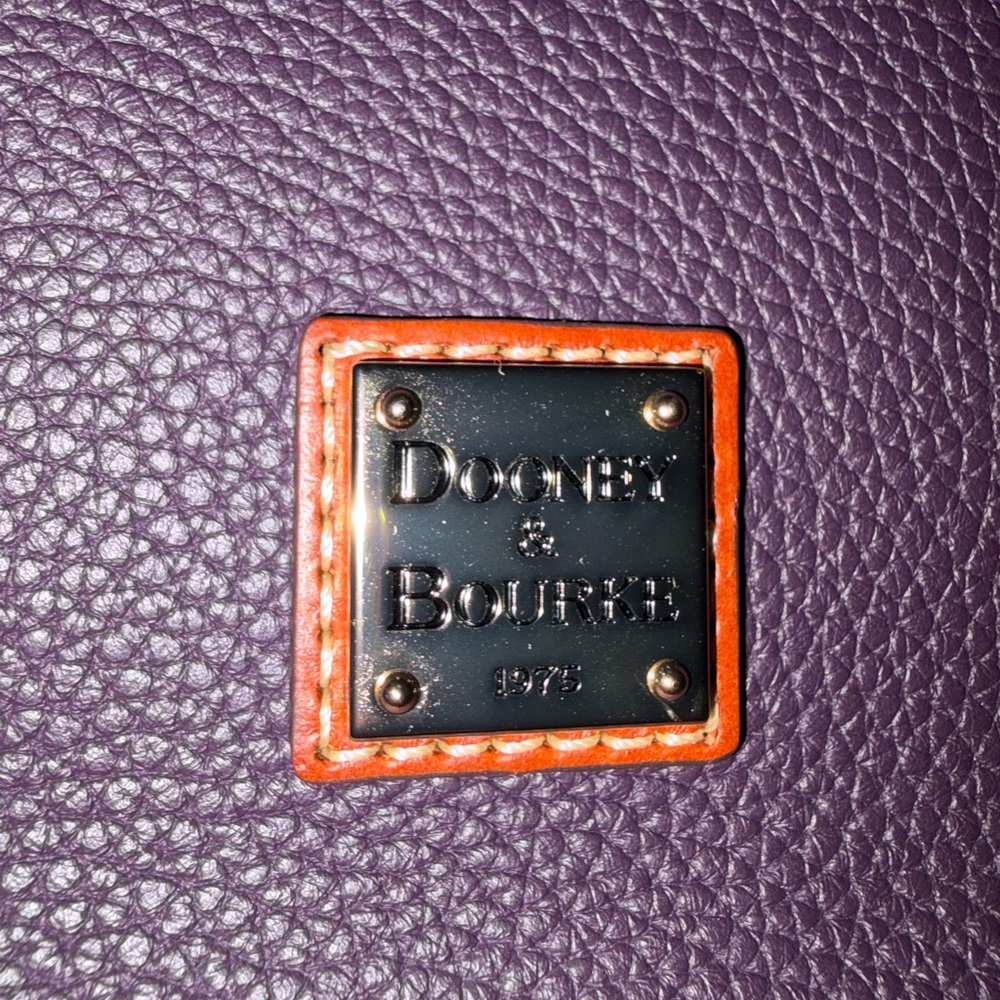 Purple Dooney and Bourke purse - Picture 7 of 9